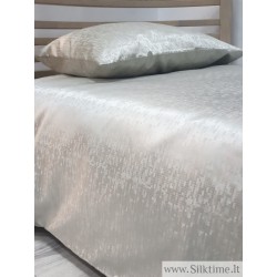 Kомплект постельного белья сшитый из шелкo - хлопковой жаккардовой ткани, цвет пепла